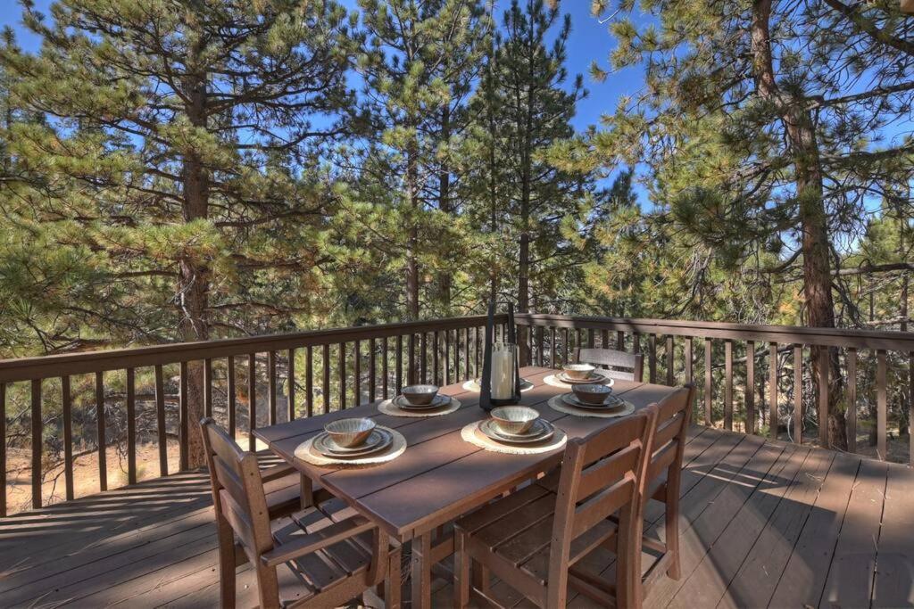 Everwood Serenity Treehouse Ontrail Head/Sledding Villa Big Bear Lake Exterior photo