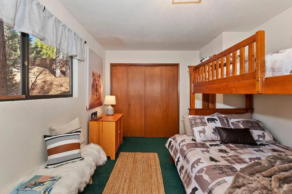 Everwood Serenity Treehouse Ontrail Head/Sledding Villa Big Bear Lake Exterior photo